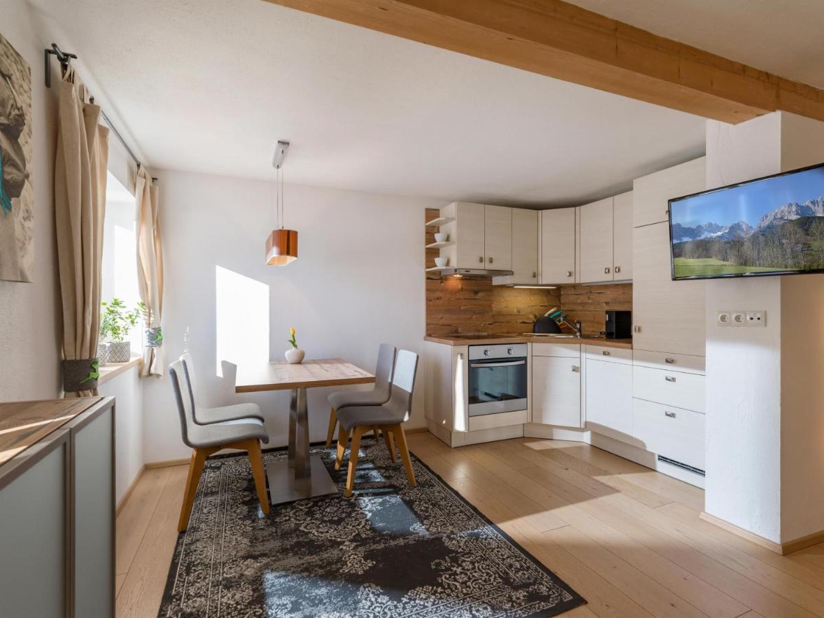 Haus Am Feld Hotel Kitzbuhel Bagian luar foto